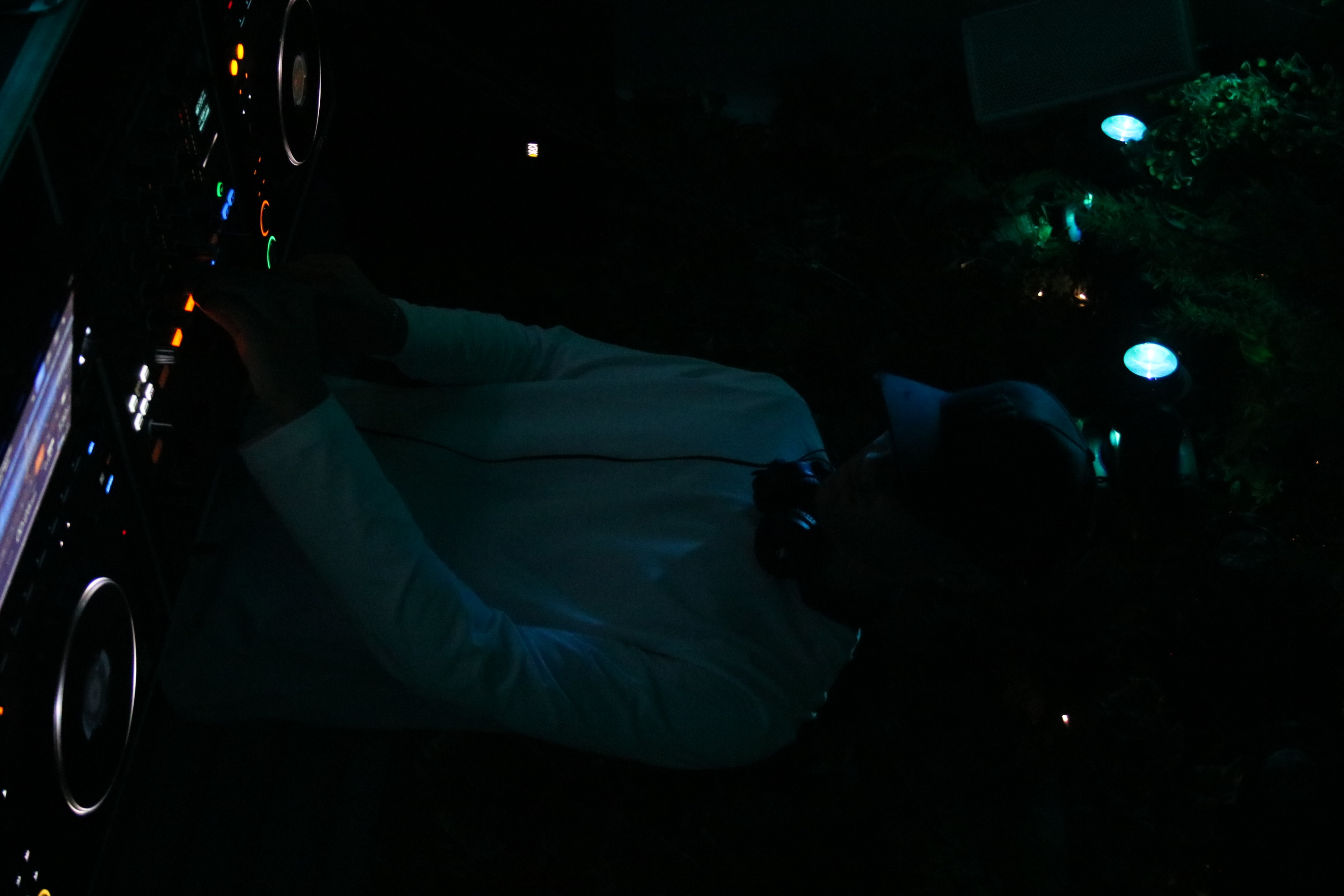 Nightlife photography preview